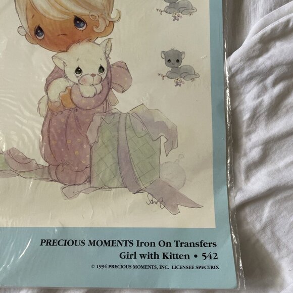 Precious Moments Iron-On Transfers Girl With Kitten & Couple On A Cloud Designs - Picture 3 of 9